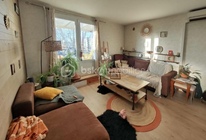 A louer APPARTEMENT T4 78 M2 TERRASSE  LORMONT