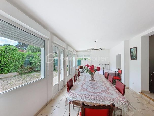 A louer MAISON  7 PIECES 158 M2 BORD DE MER SIX FOURS LES PLAGES