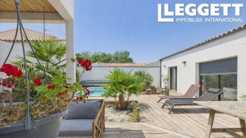 A louer MAISON CONTEMPORAINE BORD DE MER ANGOULINS