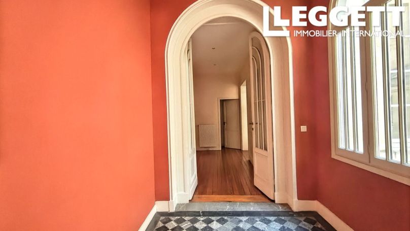 A louer APPARTEMENT T5 145 M2 BORDEAUX