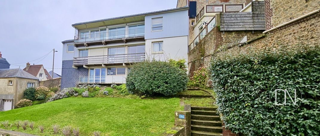 A vendre villa d'architecte 209 M&sup2; 7 PIECES VUE MER FECAMP
