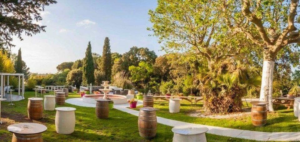 A louer APPARTEMENT  400 M2  BEZIERS