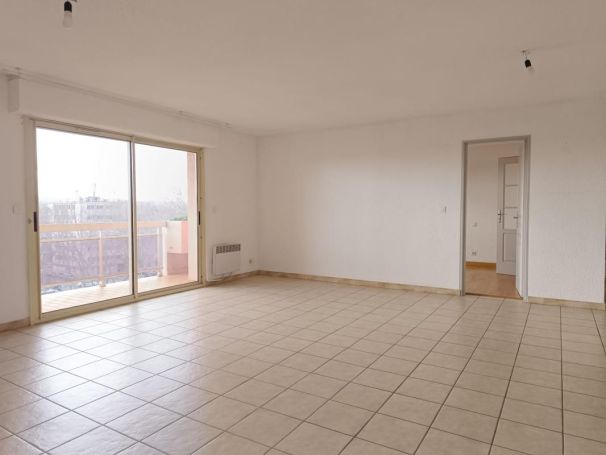 A louer APPARTEMENT T4 101 M2 BORD DE MER NARBONNE