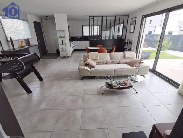 A louer MAISON CONTEMPORAINE BORD DE MER VALRAS PLAGE