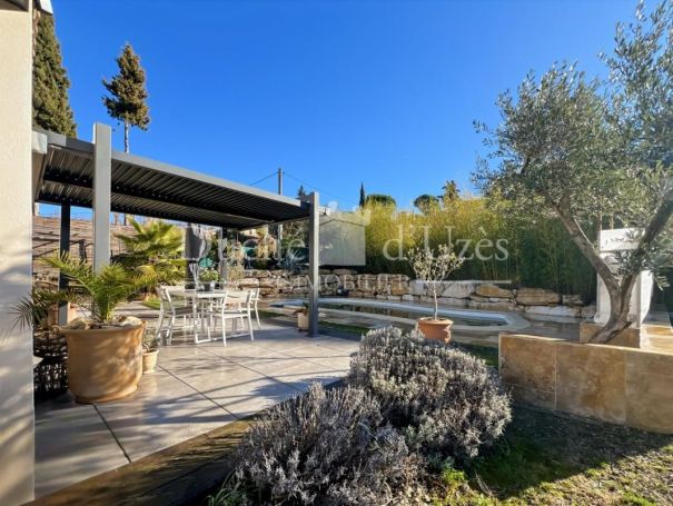 A louer MAISON 4 PIECES 90 M2 UZES