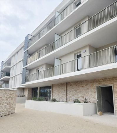 A louer APPARTEMENT T2 41 M2 TERRASSE  AUBAGNE