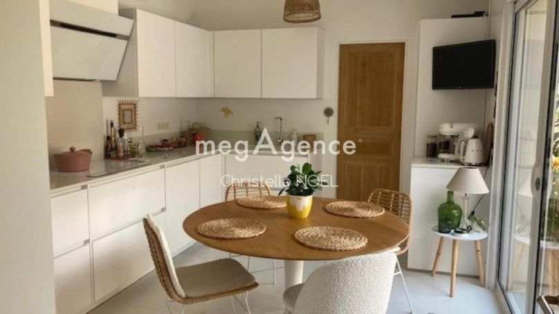 A vendre MAISON  DE MAîTRE  LUCON