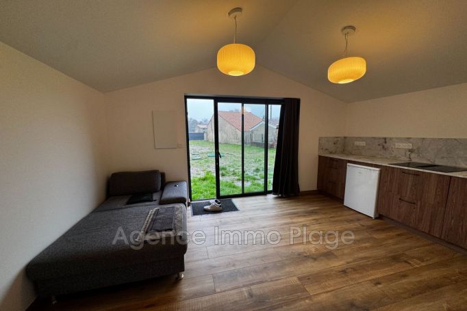 A vendre MAISON  7 PIECES 173 M2 BORD DE MER NAUJAC SUR MER