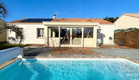 A vendre MAISON  4 PIECES 102 M2 BORD DE MER LONGEVILLE SUR MER
