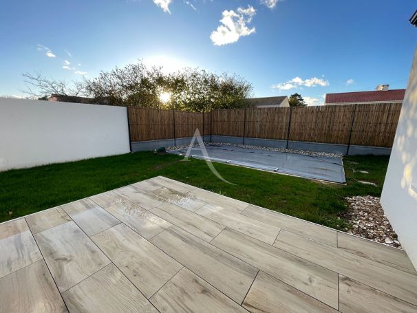 A vendre MAISON  4 PIECES 120 M2  SAINT HILAIRE LA FORET