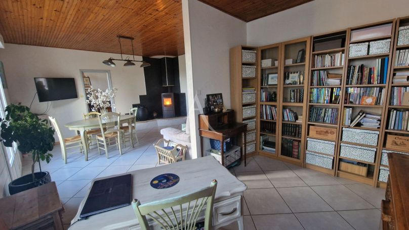 A vendre MAISON  4 PIECES 75 M2 BORD DE MER TALMONT SAINT HILAIRE