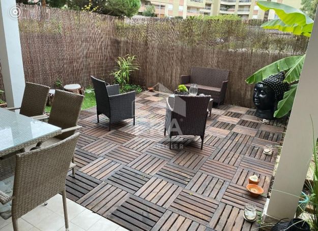 A louer STUDIO  30 M2 BORD DE MER SAINT LAURENT DU VAR