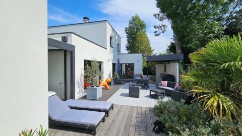 A louer MAISON CONTEMPORAINE STELLA