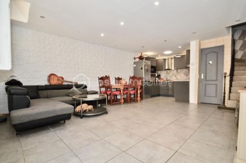 A louer MAISON CONTEMPORAINE BORD DE MER SAINT LAURENT DE LA SALANQUE