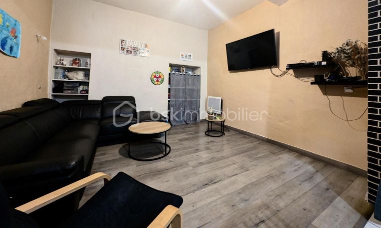 A louer MAISON  DE MAîTRE  POUZOLS