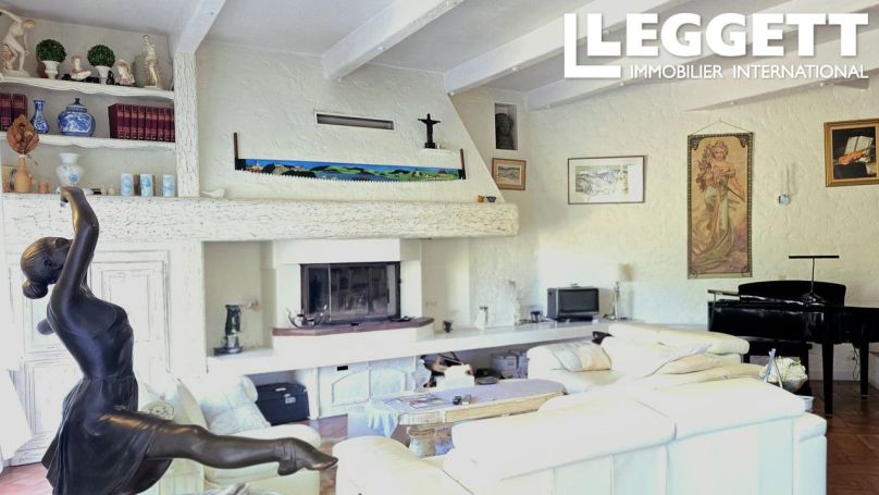 A louer MAISON  10 PIECES 300 M2  LEVENS