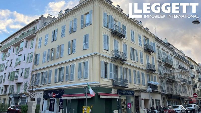 A louer APPARTEMENT T7 106 M2 BORD DE MER NICE