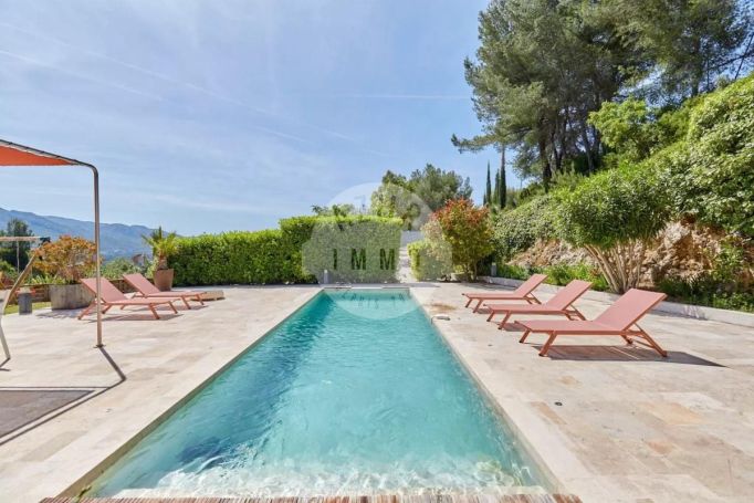 A vendre MAISON  D'ARCHITECTE  ROQUEVAIRE