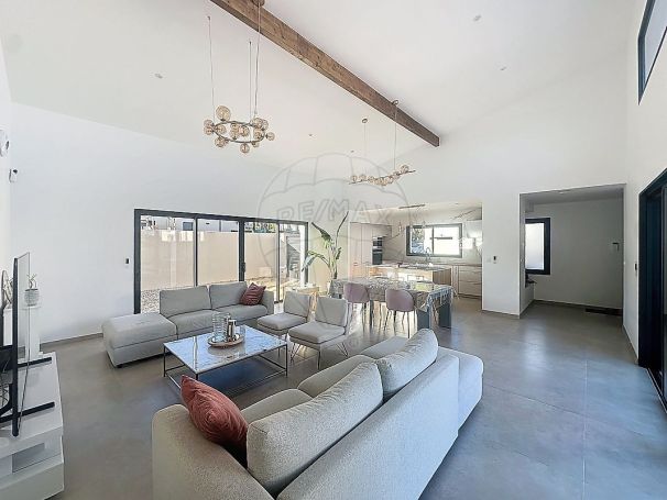 A louer MAISON  CONTEMPORAINE  NIMES