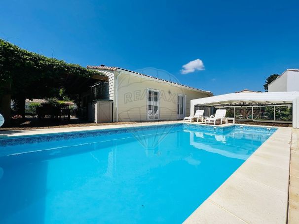 A louer MAISON  5 PIECES 131 M2 PLAGE à PIED LES MATHES