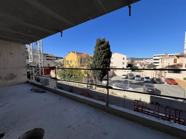 A vendre APPARTEMENT T3 61 M&sup2; proche de la MER  La Ciotat