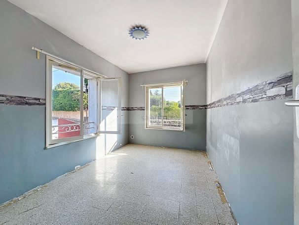 A vendre APPARTEMENT T3 64 M2 BORD DE MER SANARY SUR MER