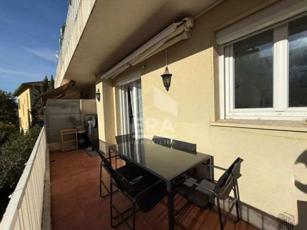 A louer APPARTEMENT T2 45 M2 TERRASSE BORD DE MER NICE