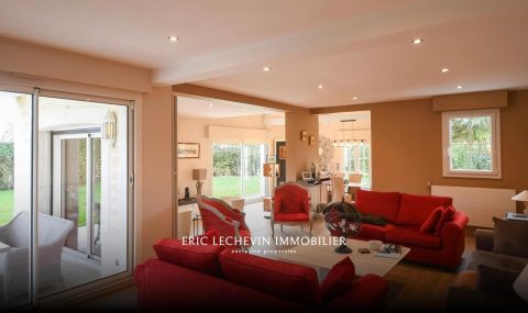 A louer MAISON  DE MAîTRE BORD DE MER VERTON