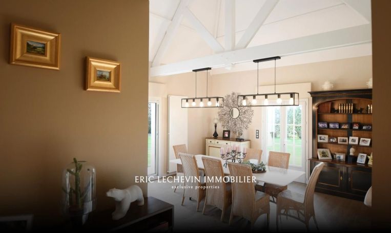 A louer MAISON  DE MAîTRE BORD DE MER VERTON