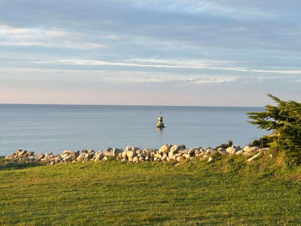 A vendre vaste maison typique 135 m&sup2; vue mer premIEre ligne Plouhinec