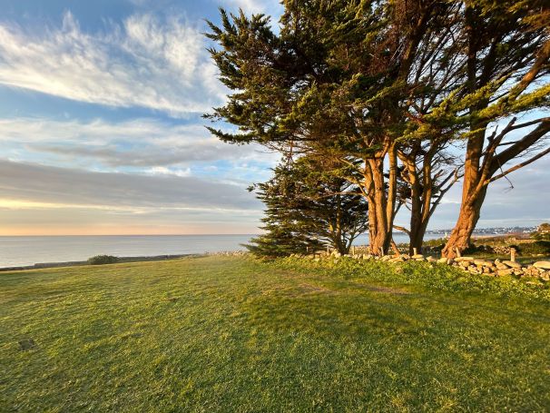 A vendre vaste maison typique 135 m&sup2; vue mer premIEre ligne Plouhinec