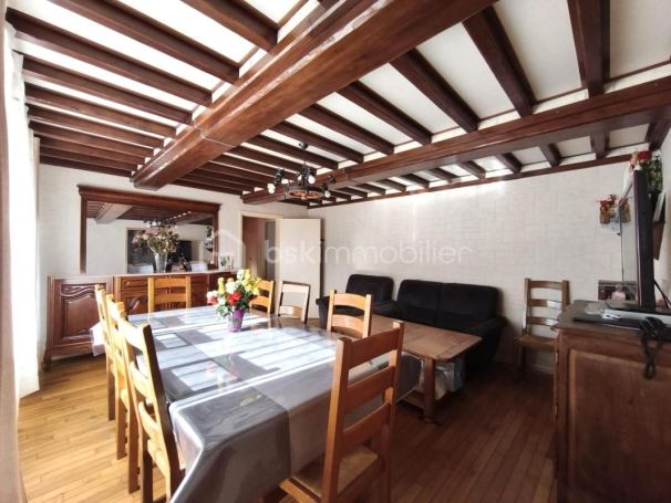 A louer APPARTEMENT T4 81 M2  CAEN