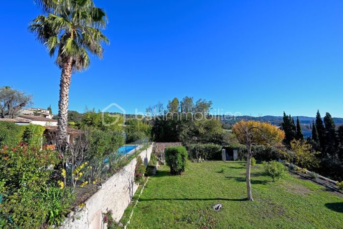 A vendre MAISON  DE MAîTRE  GRASSE