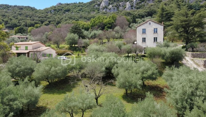 A louer MAISON  DE MAîTRE  ANDUZE