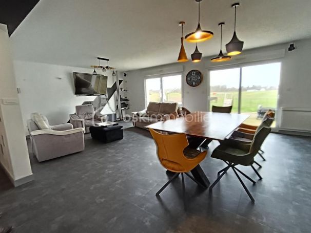 A louer MAISON  CONTEMPORAINE  CAUCHY A LA TOUR