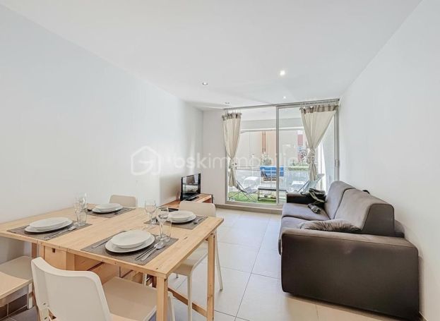 A louer STUDIO  24 M2 TERRASSE BORD DE MER PALAVAS LES FLOTS