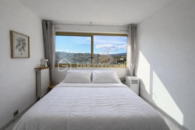 A vendre STUDIO  17 M2 PLAGE à PIED MANDELIEU LA NAPOULE