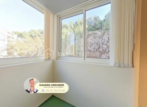 A louer APPARTEMENT T2 29 M2 BORD DE MER SETE