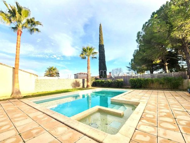 A louer APPARTEMENT T2 33 M2 TERRASSE  TOURBES