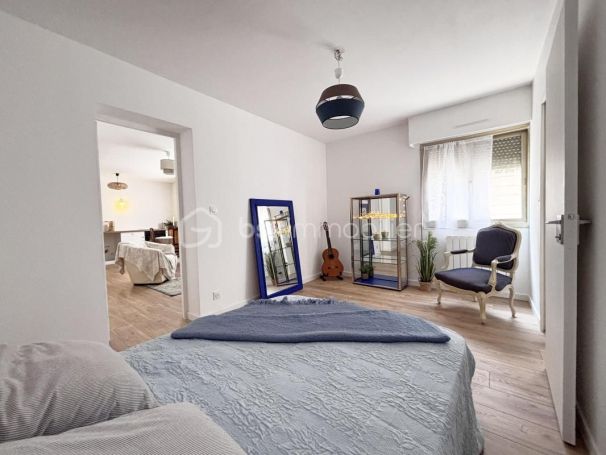 A louer APPARTEMENT T2 42 M2  BORDEAUX