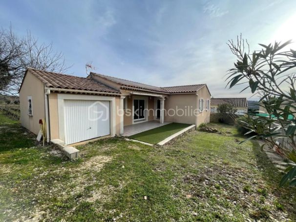 A louer MAISON  4 PIECES 83 M2  SAINT MARCEL DE CAREIRET