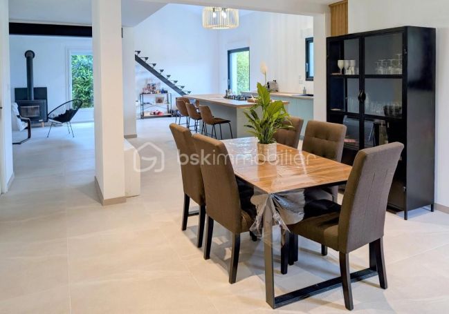 A louer MAISON  DE MAîTRE  MONTAGNAC