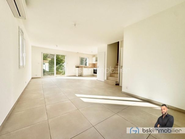 A vendre MAISON  4 PIECES 83 M2 BORD DE MER FRONTIGNAN