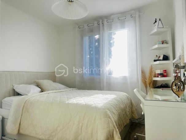 A louer APPARTEMENT T4 67 M2 BORD DE MER CANNES