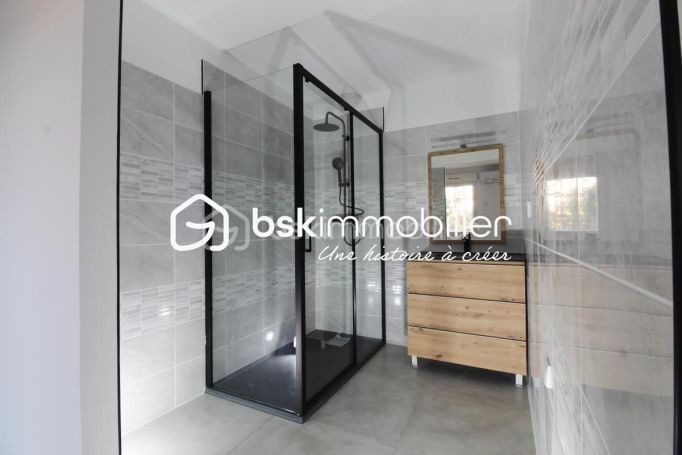 A louer APPARTEMENT NEUF T2 40 M2 TERRASSE  LA CRAU