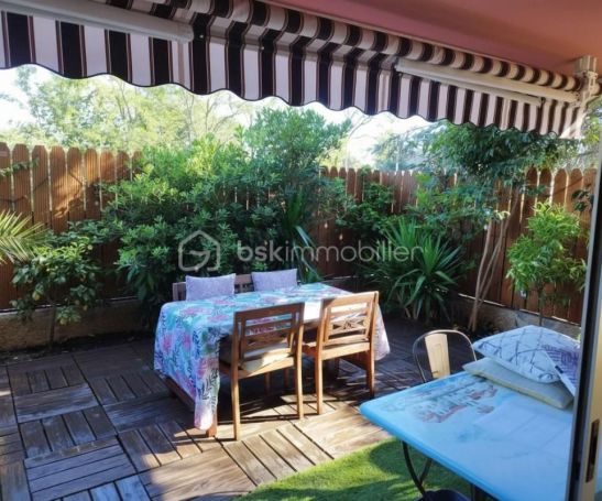 A louer APPARTEMENT T3 76 M2 TERRASSE PLAGE à PIED CAGNES SUR MER