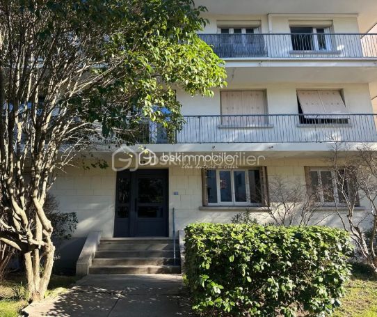 A louer APPARTEMENT T3 55 M2  MONTPELLIER