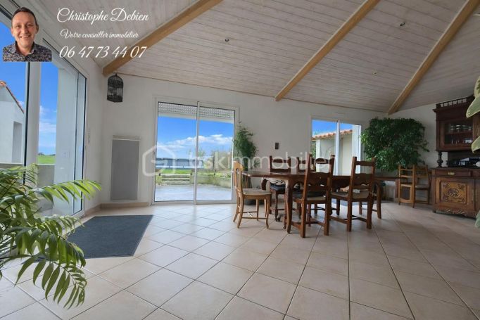 A louer MAISON  DE MAîTRE  CHAVAGNES EN PAILLERS