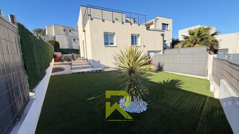 A louer MAISON  CONTEMPORAINE BORD DE MER AGDE