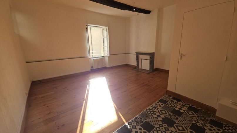 A louer STUDIO NEUF  30 M2  CAEN